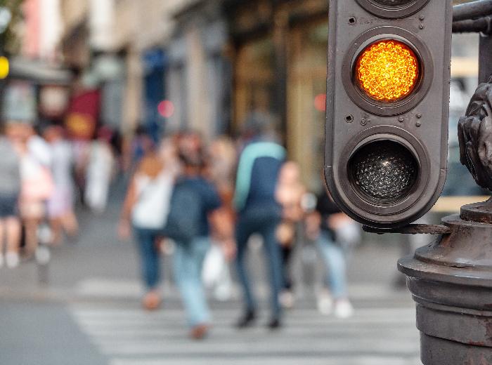 Brûler un feu rouge ou orange : conséquences