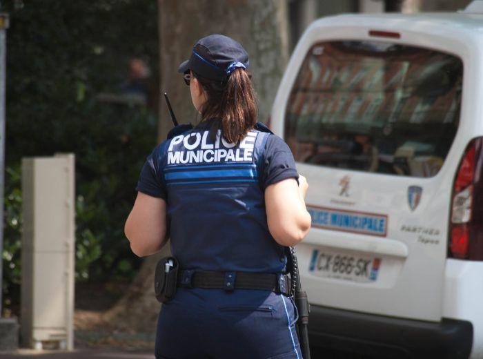 Un policier municipal peut il verbaliser seul ? - Article par Maître Franck Cohen